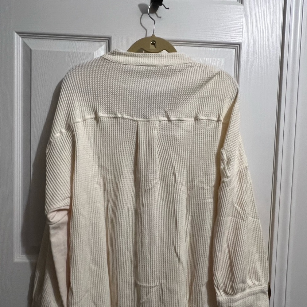 Size large shacket cream color size L nwt - Picture 4 of 4